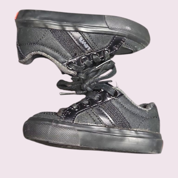 Levi's Black Shoes Size 5 - Picture 3 of 4